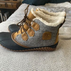 Sorel Out and About Duck Boots